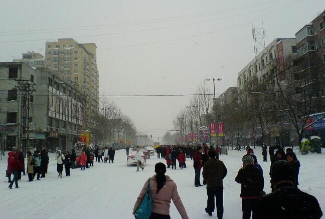 石家莊下雪啦，明天上班你知道注意什么嗎？